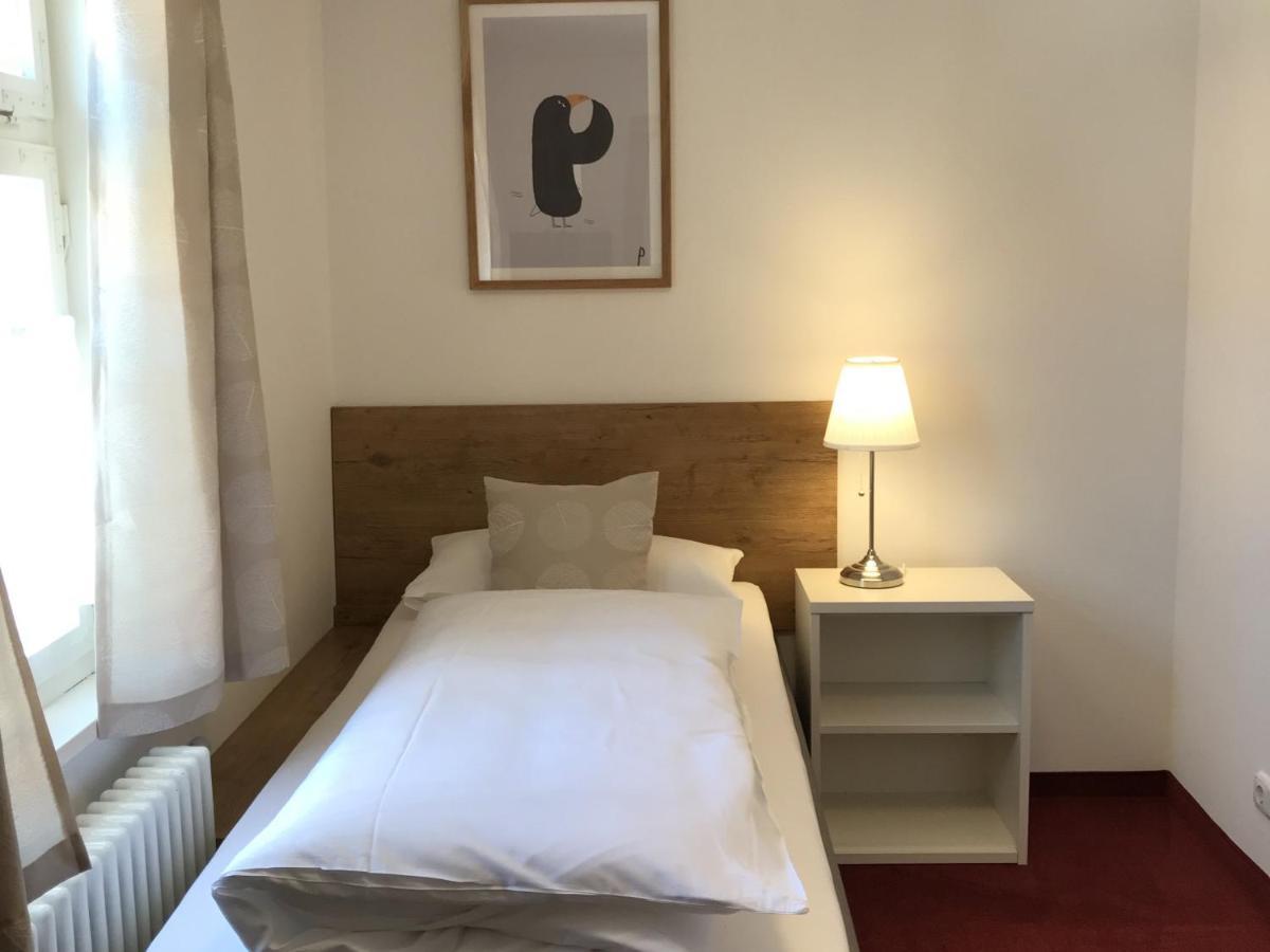 Hotel Hohe Schule Bad Ueberkingen Phòng bức ảnh