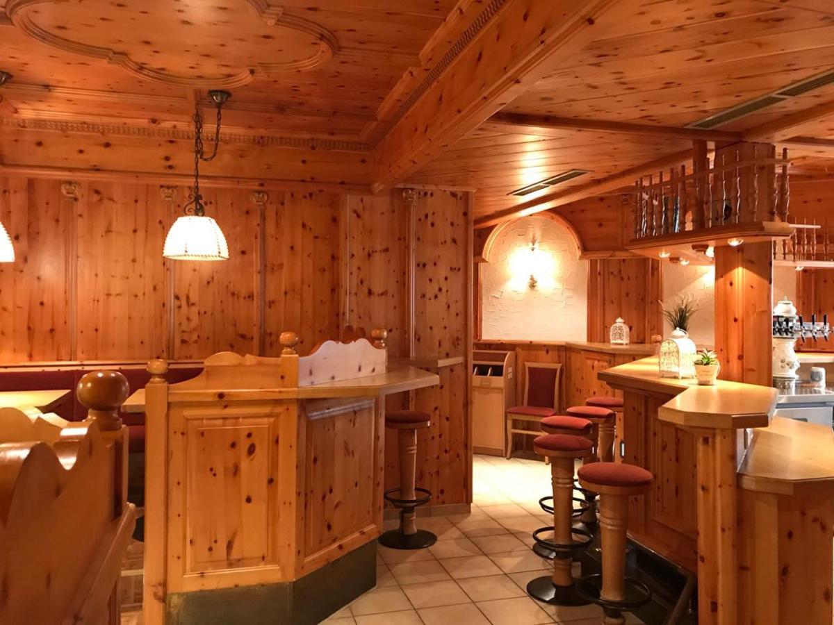 Hotel Hohe Schule Bad Ueberkingen Ngoại thất bức ảnh