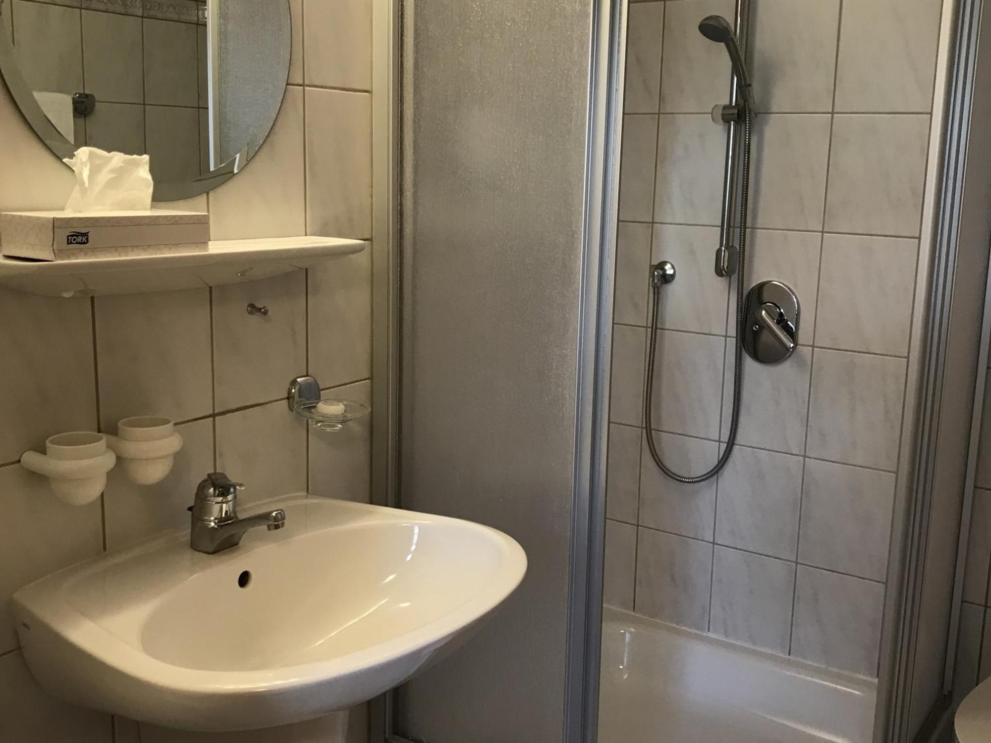 Hotel Hohe Schule Bad Ueberkingen Phòng bức ảnh